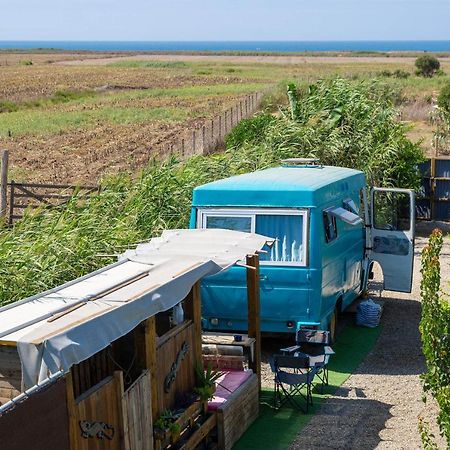 Jabuti Autocaravana Con Porche Y Aparcamiento กาดิซ ภายนอก รูปภาพ