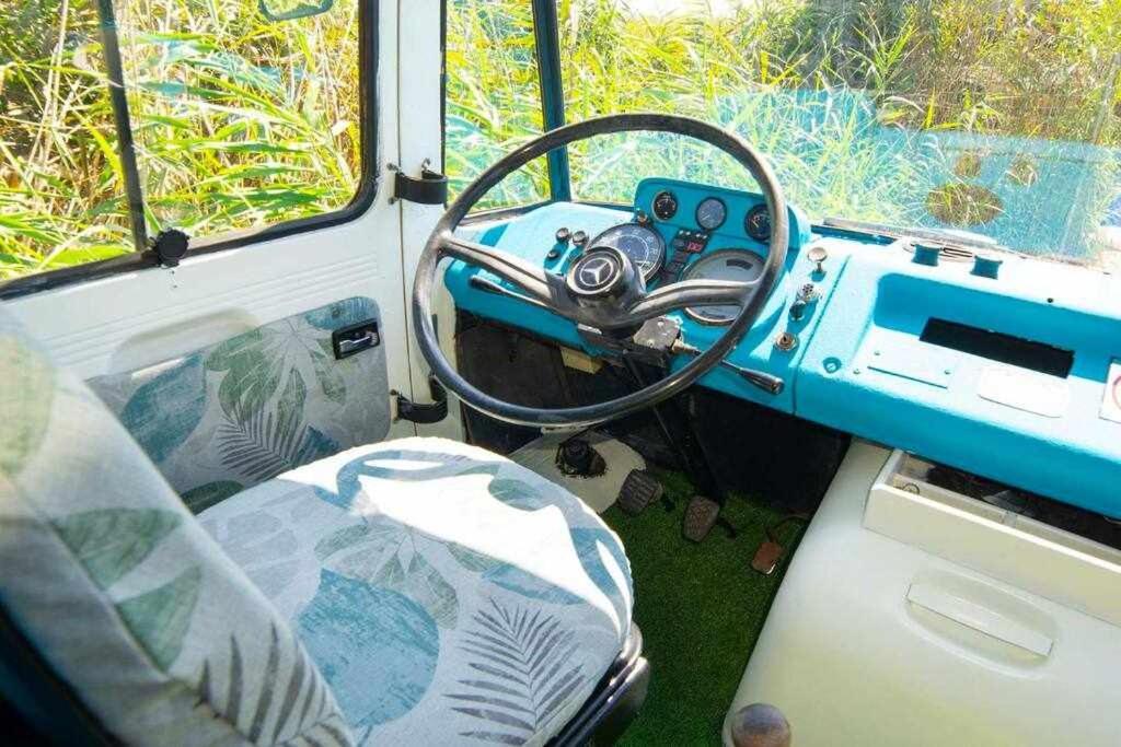 Jabuti Autocaravana Con Porche Y Aparcamiento กาดิซ ภายนอก รูปภาพ